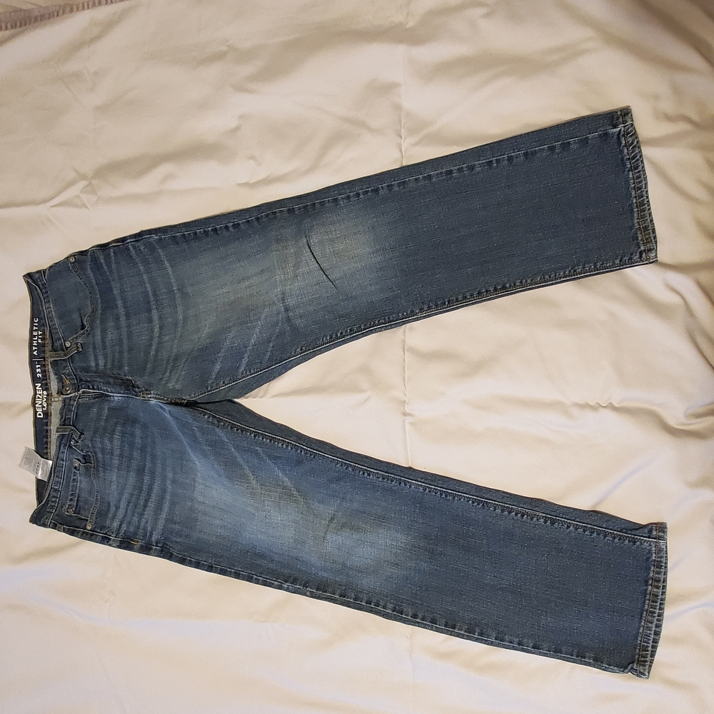 Men's Levi's Blue Jeans